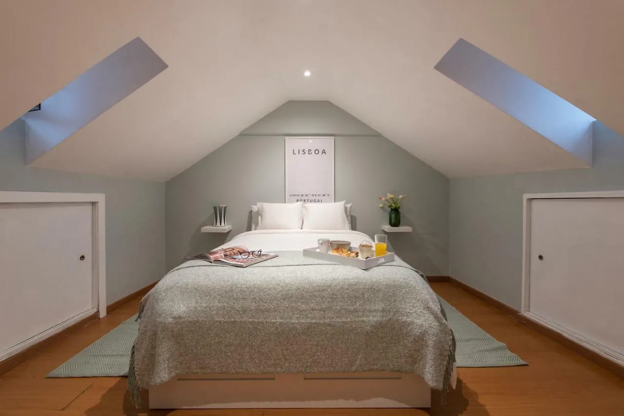 Lisbon Apartment Bairro Alto 4
