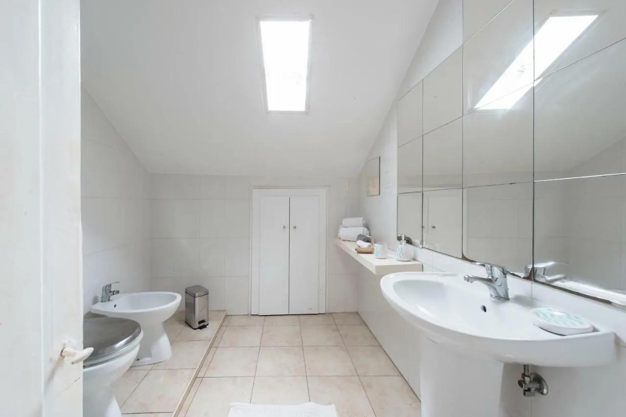 Lisbon Apartment Bairro Alto 4