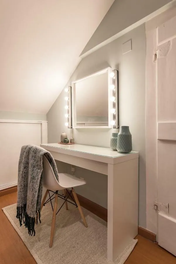 Lisbon Apartment Bairro Alto 4 0*,